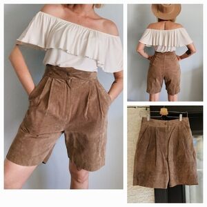 Vintage 1980s Suede “Chia” Shorts‎